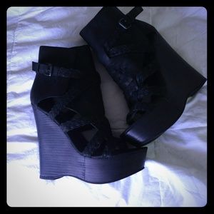 MIA MLE limited edition shoes